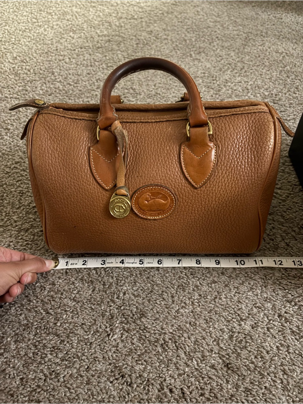 RARE VINTAGE Dooney and Bourke Brown Leather Bowler Bag\ Satchel English Tan - Picture 16 of 16